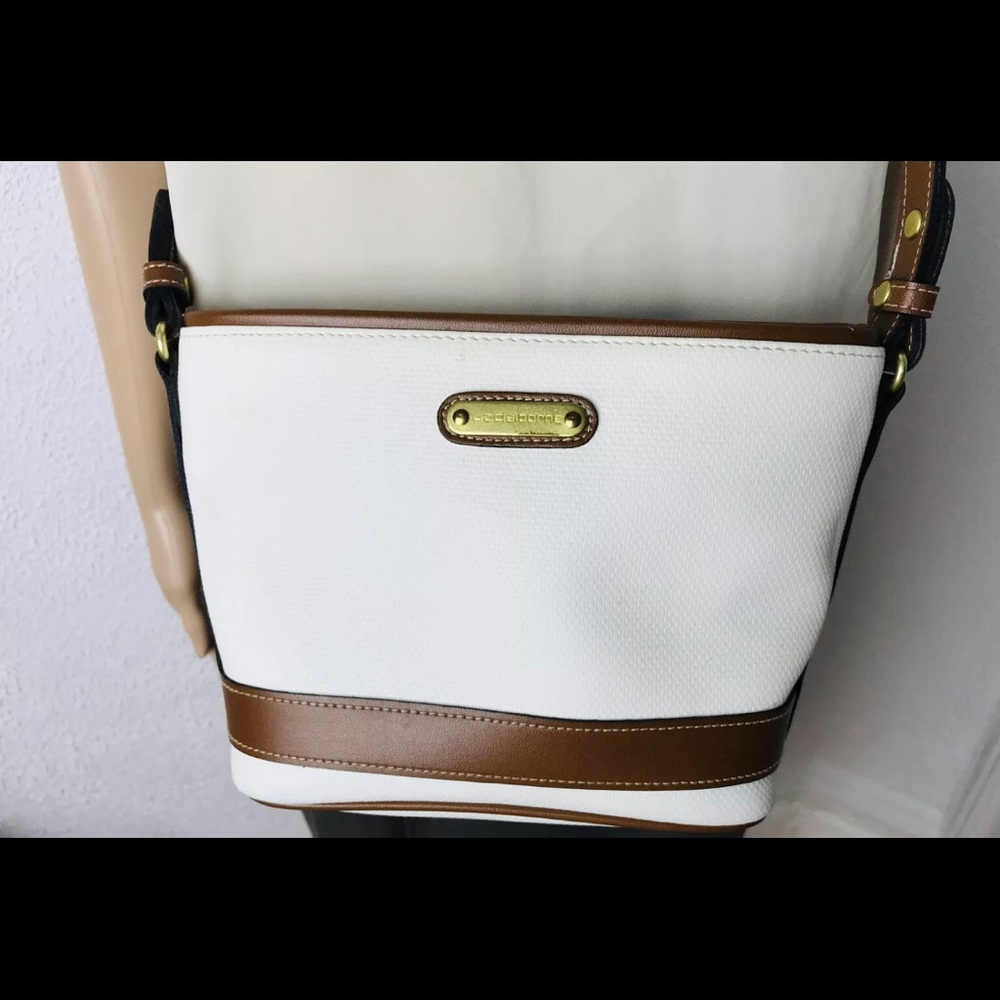 Liz Claiborne Crossbody Bag - Picture 2 of 14